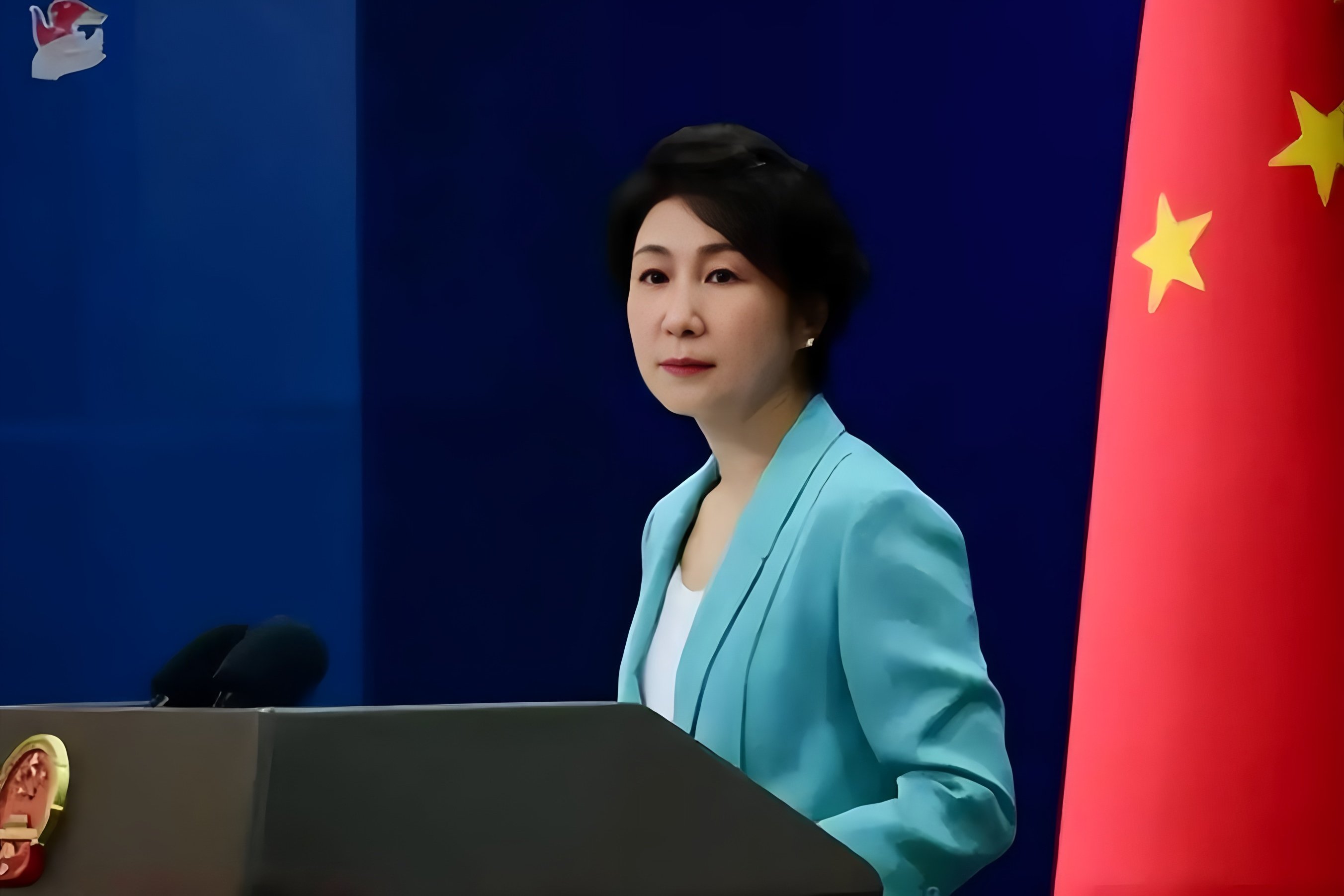 质疑声仍在-里程碑夜巴塞罗那主帅复盘，英超国际比赛日刷纪录，压力陡增，控场能力受关注的简单介绍